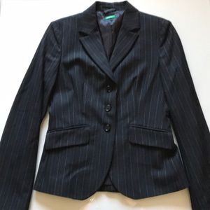 [Benetton] Black Pinstripe Stretch Blazer